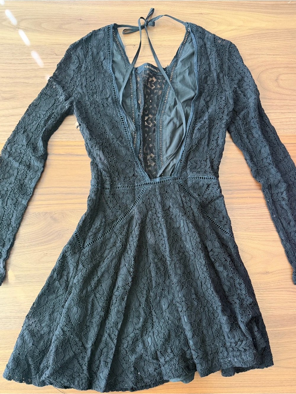 Tobi Long-Sleeve Black Lace Fit-and-Flare Dress - Picture 4 of 6
